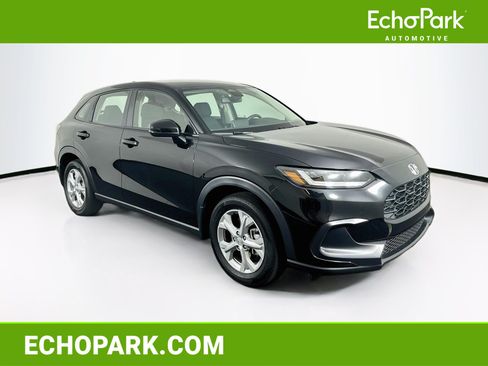 Used 2025 Honda HR-V LX image 1