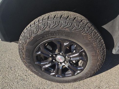 Used 2024 GMC Canyon Elevation w/ Trailering Package RWD image 25