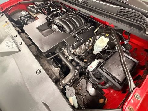 Used 2018 Chevrolet Silverado 1500 Custom w/ Custom Value Package RWD image 11