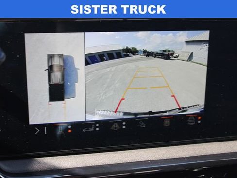 Used 2025 GMC Sierra 2500 AT4 w/ AT4 Premium Plus Package image 26