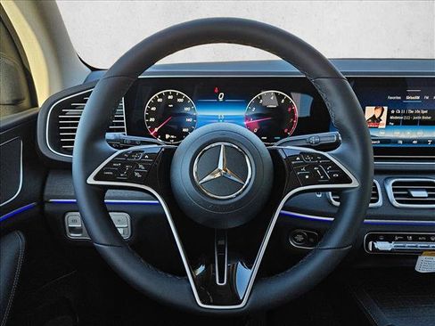 Certified 2026 Mercedes-Benz GLE 450 4MATIC image 11
