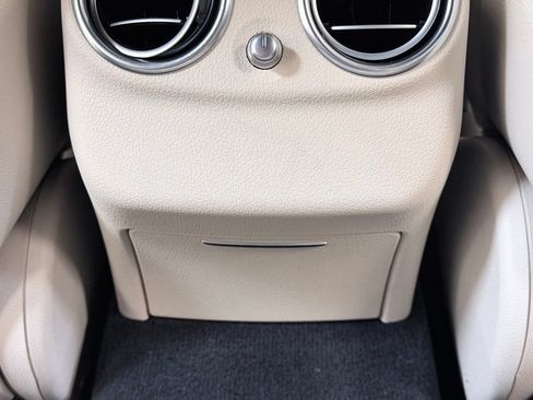 Used 2019 Mercedes-Benz E 300 image 28