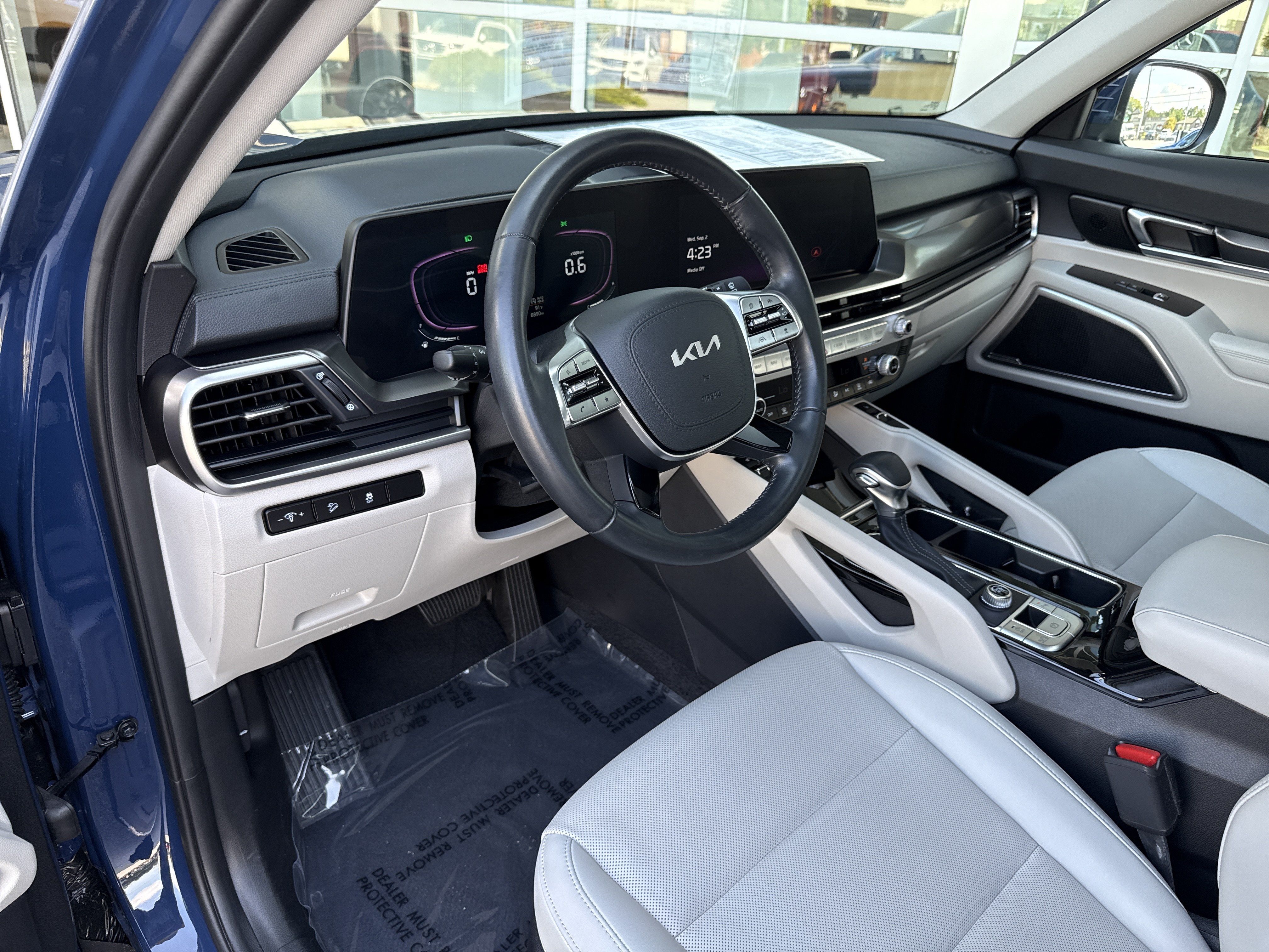 Used 2024 Kia Telluride S w/ S Sunroof Package FWD image 18