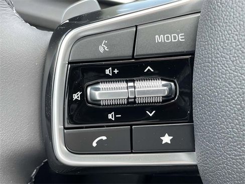 New 2026 Kia Carnival EX image 29