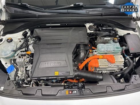 Used 2018 Hyundai Ioniq Blue image 3