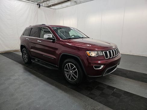 Used 2017 Jeep Grand Cherokee Limited AWD/4WD image 5