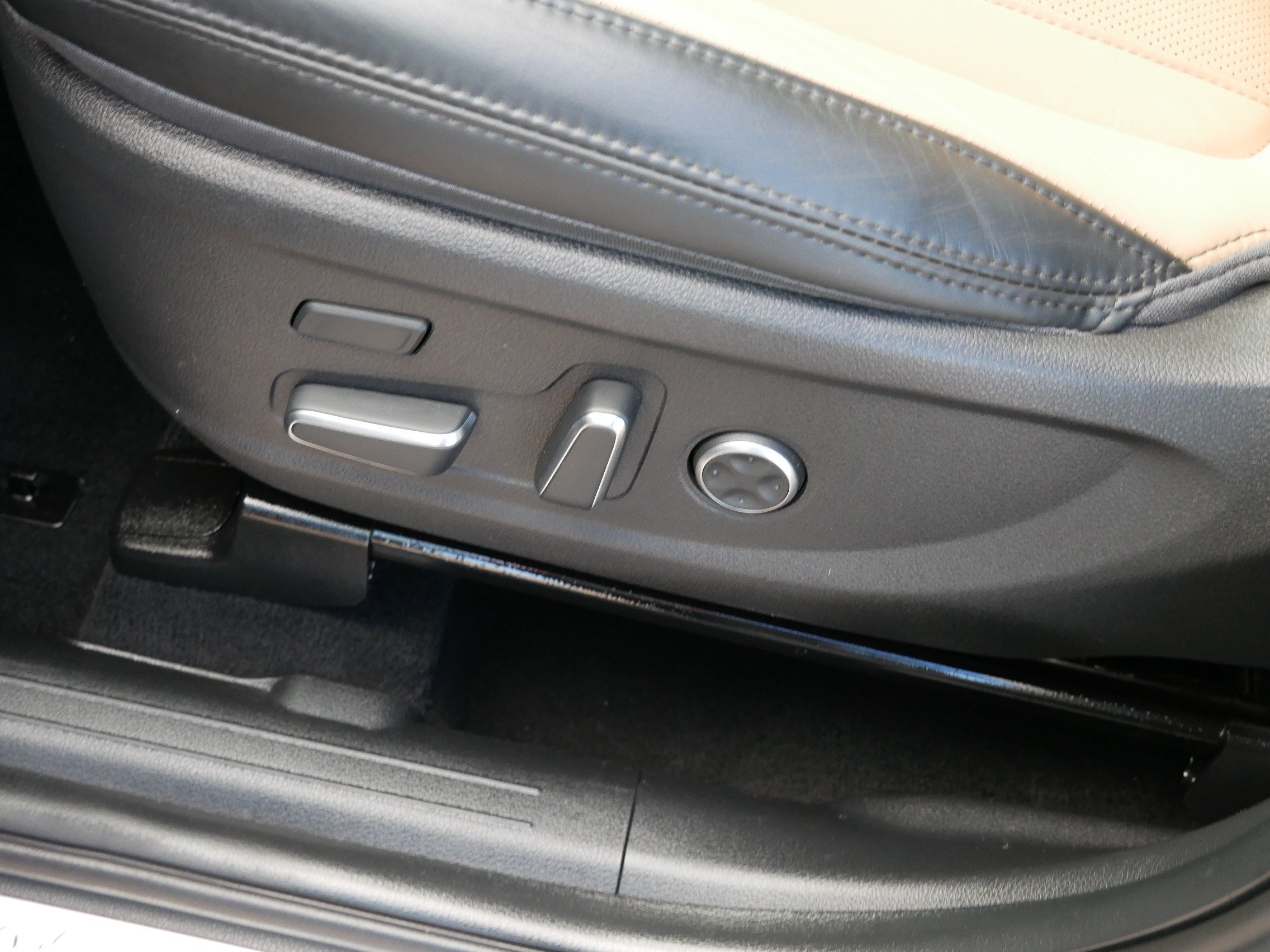 Certified 2023 Hyundai Santa Fe Calligraphy AWD/4WD image 20