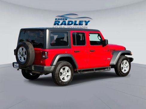 Used 2018 Jeep Wrangler Unlimited Sport S AWD/4WD image 2