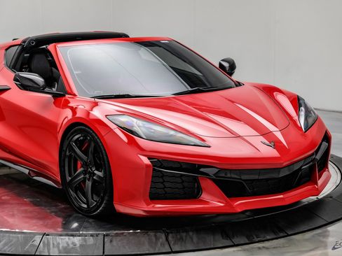 Used 2023 Chevrolet Corvette Z06 w/ Stealth Interior Trim Package RWD image 36