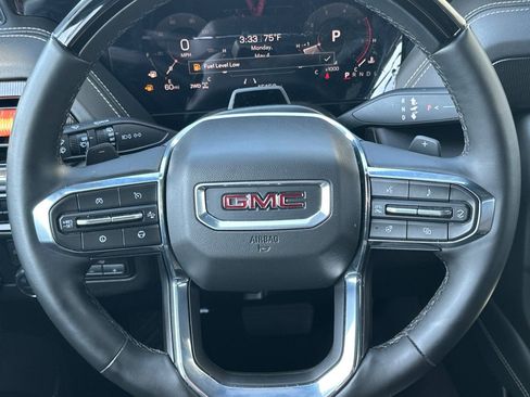 Used 2025 GMC Yukon XL Elevation AWD/4WD image 23