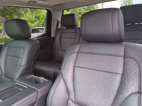 Used 2022 Toyota Tundra Limited RWD image 8
