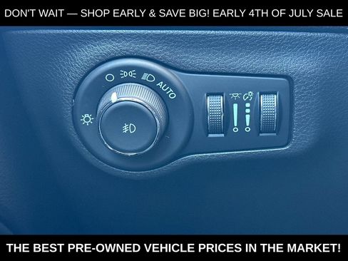 Used 2021 Jeep Compass Limited w/ Sun and Sound Group FWD image 37