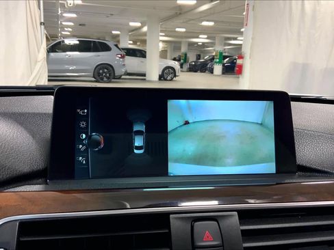 Used 2017 BMW 330i xDrive Sedan image 26