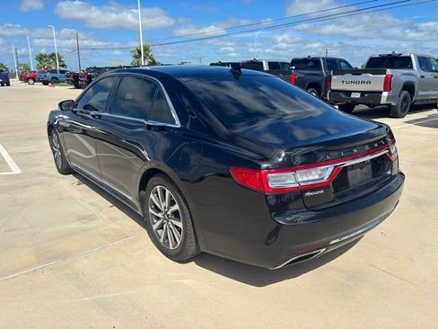 Used 2020 Lincoln Continental FWD image 4