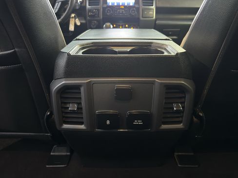 Used 2020 Ford F150 XLT w/ Equipment Group 302A Luxury AWD/4WD image 34