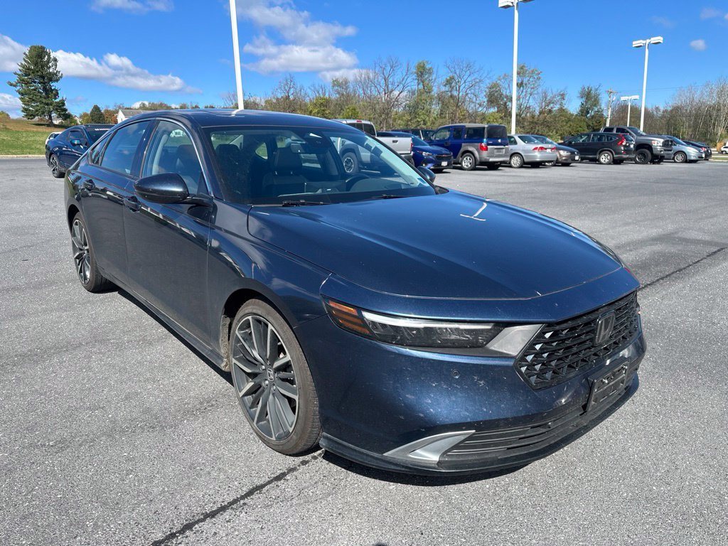 Used 2024 Honda Accord Touring image 1