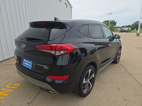 Used 2017 Hyundai Tucson Limited AWD/4WD image 6