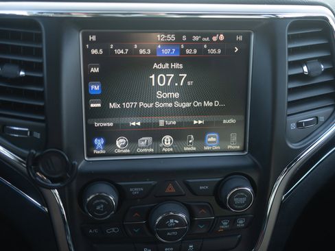 Used 2015 Jeep Grand Cherokee Limited image 7