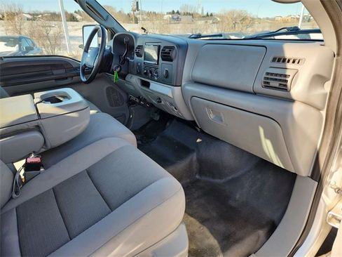 Used 2006 Ford F250 XL image 25