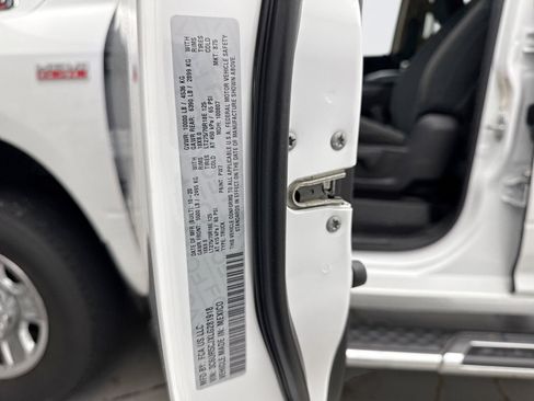 Used 2020 RAM 2500 Tradesman image 22