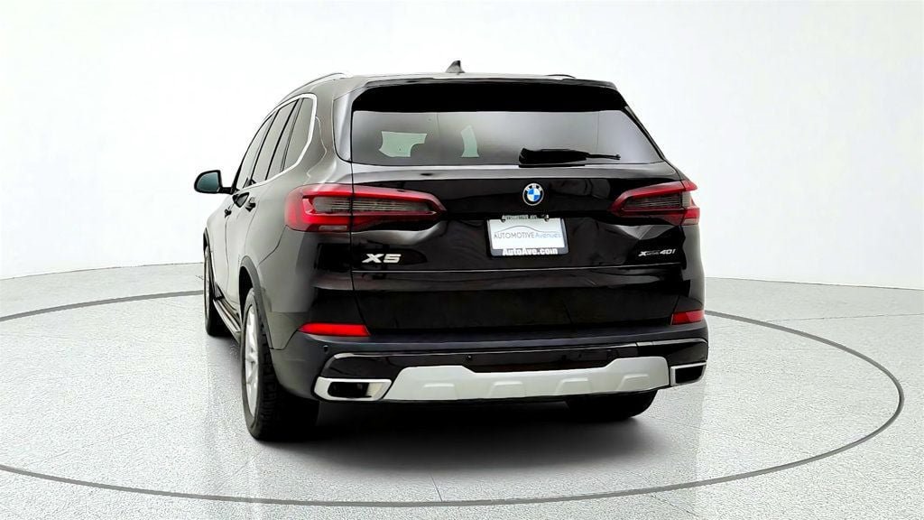 Used 2022 BMW X5 xDrive40i w/ Premium Package AWD/4WD image 6