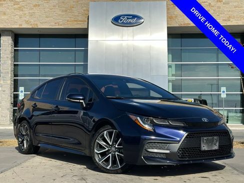 Used 2020 Toyota Corolla SE image 1