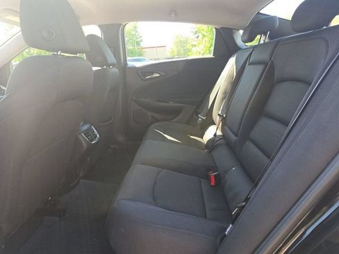 Used 2023 Chevrolet Malibu LT FWD image 10