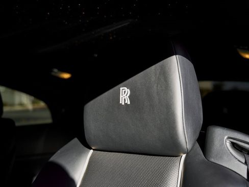 Used 2015 Rolls-Royce Wraith image 42