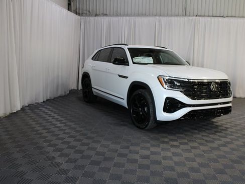 New 2026 Volkswagen Atlas Cross Sport SEL R-Line image 29