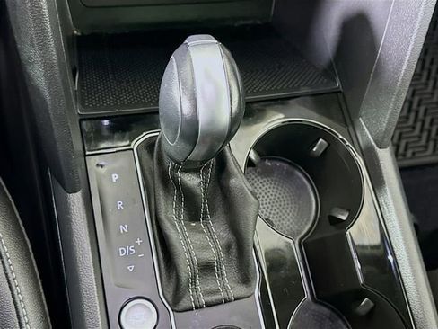 Used 2023 Volkswagen Atlas SE w/ Panoramic Sunroof Package image 18