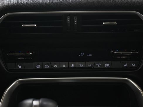 Certified 2024 MAZDA CX-90 Plug-In Hybrid w/ Premium Pkg image 17