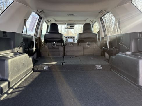 Used 2020 Toyota 4Runner Limited image 35