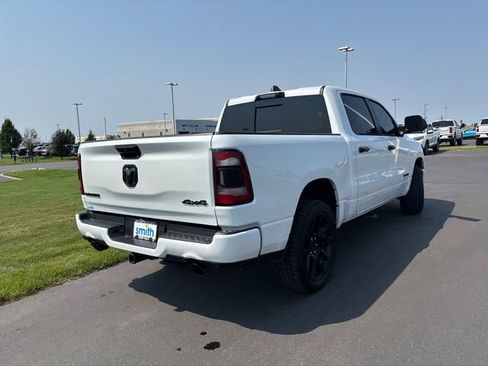 Used 2024 RAM 1500 Laramie AWD/4WD image 4