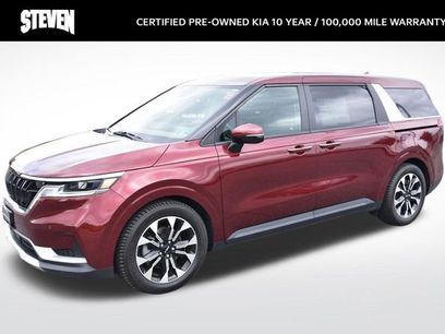 Used 2024 Kia Carnival EX