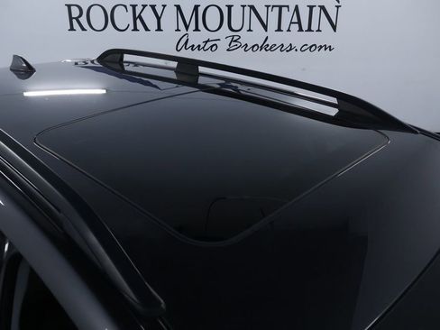 Used 2021 Subaru Forester Limited image 12