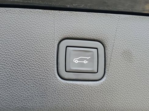 Certified 2024 Chevrolet Blazer LT w/ Convenience Package image 29