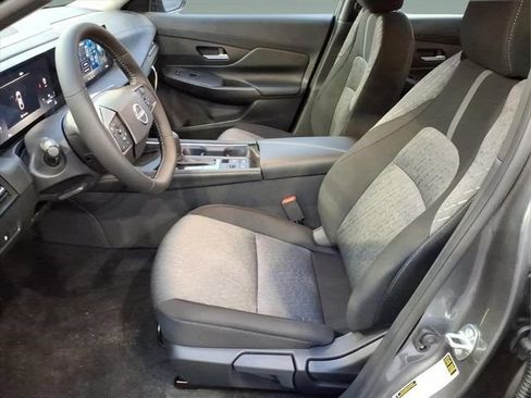 Certified 2026 Nissan Sentra SV w/ SV Convenience Package FWD image 11