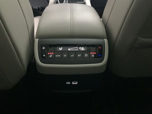 Used 2022 Nissan Pathfinder SL w/ SL Premium Package AWD/4WD image 47