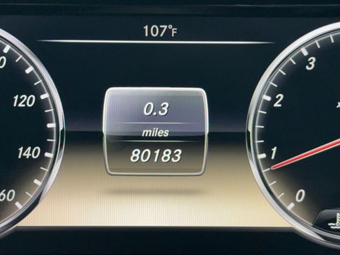 Used 2014 Mercedes-Benz S 550 Sedan w/ Sport Package image 22
