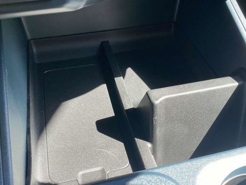 New 2025 Ford Maverick XL image 15