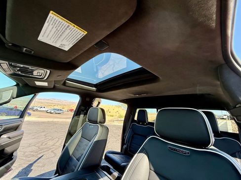 Used 2022 GMC Sierra 1500 AT4X image 52