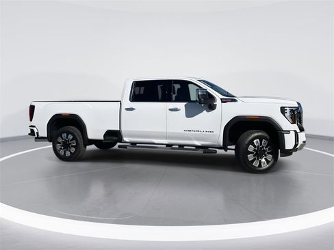 New 2026 GMC Sierra 2500 Denali image 2