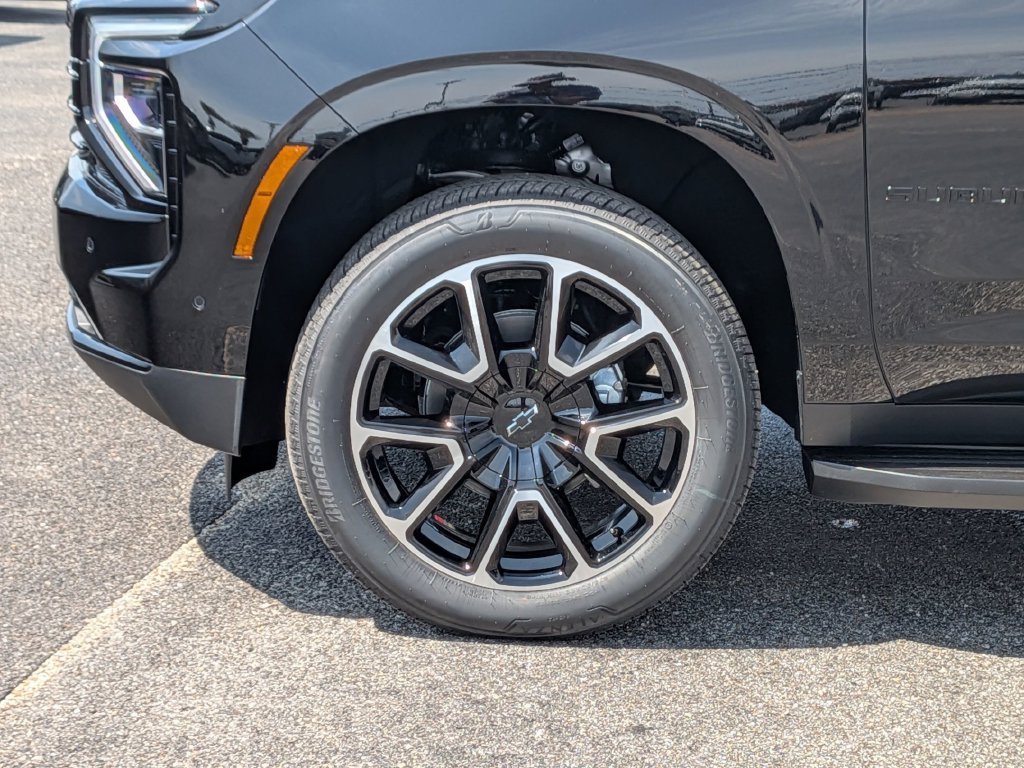 New 2026 Chevrolet Suburban RST w/ Comfort Package RWD image 11