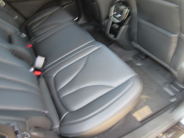 Used 2023 Lincoln Nautilus Reserve w/ Monochromatic Package AWD/4WD image 50
