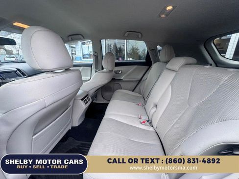 Used 2014 Toyota Venza LE image 17