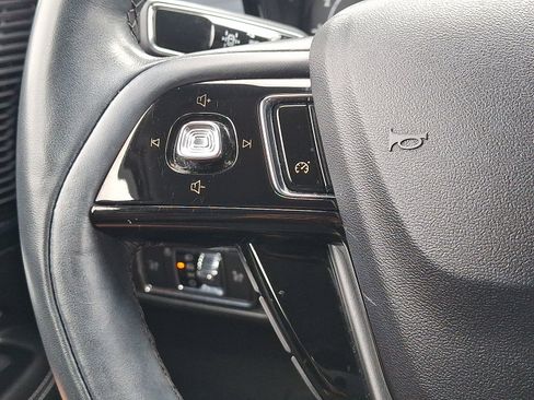 Used 2021 Lincoln Corsair AWD image 20