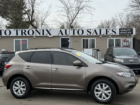 Used 2012 Nissan Murano SV image 1