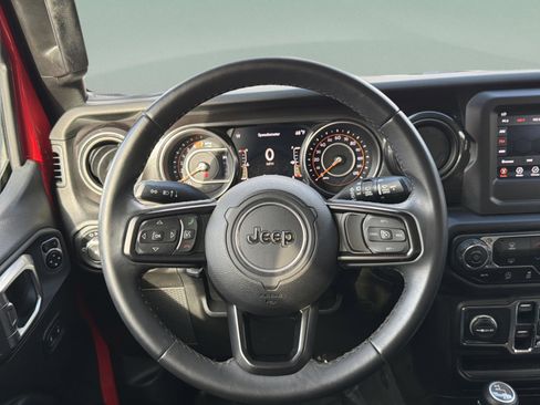 Used 2020 Jeep Wrangler Unlimited Sport image 11