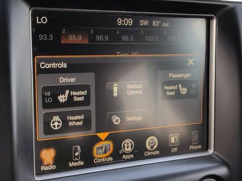 Used 2017 Jeep Grand Cherokee Altitude AWD/4WD image 20