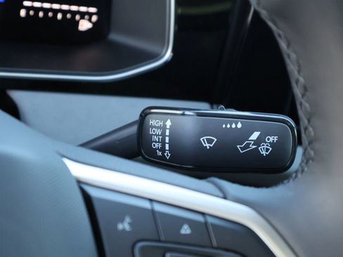 New 2026 Volkswagen Jetta SE image 32